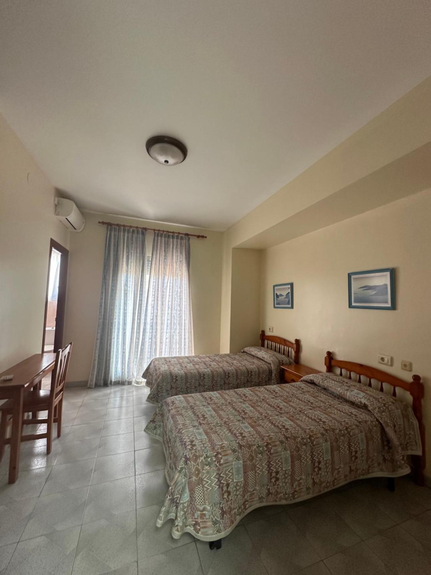 Hotel Miramar Torreblanca Oda fotoğraf